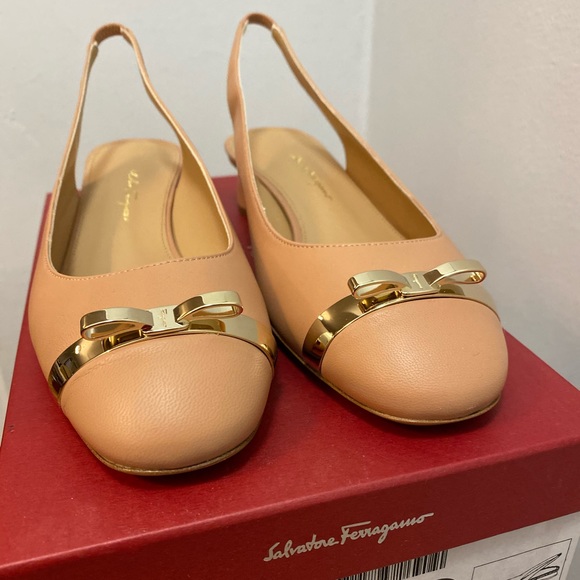 Salvatore Ferragamo Mini Vara Bow Slingback- Blush - Picture 5 of 13